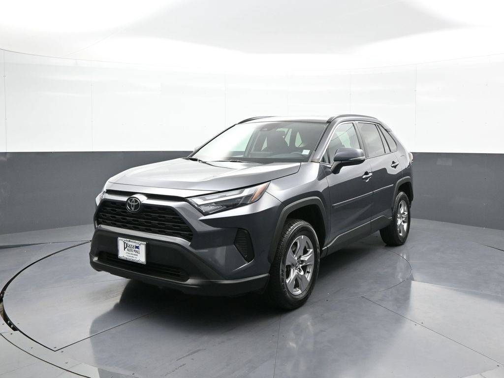2023 Toyota RAV4 XLE — SUV — 17,246 mi — Brooklyn, NY