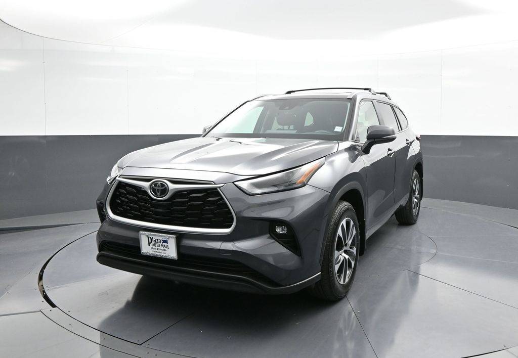 2024 Toyota Highlander XLE — SUV — 10,612 mi — Brooklyn, NY