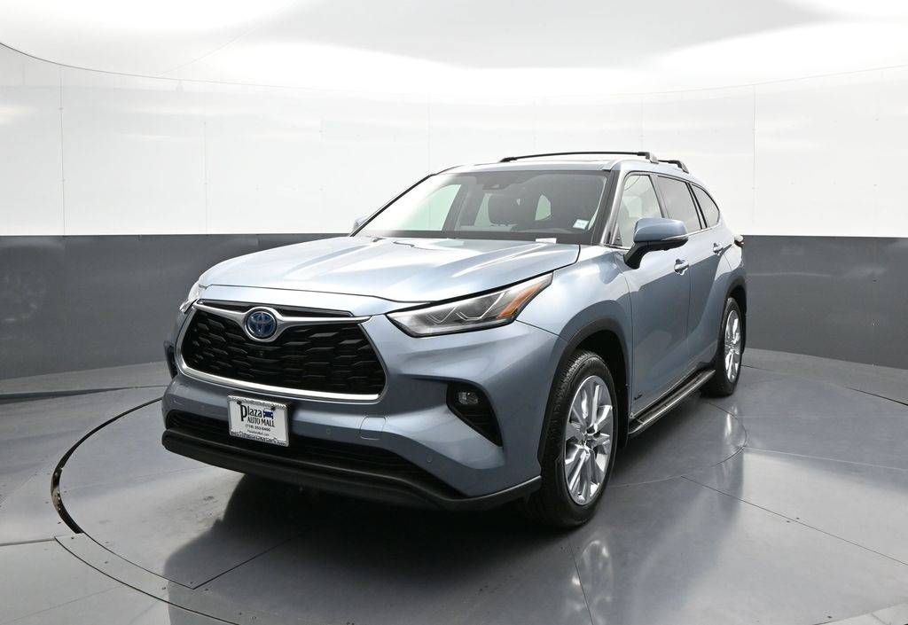 2024 Toyota Highlander Hybrid Limited — SUV — 1,677 mi — Brooklyn, NY