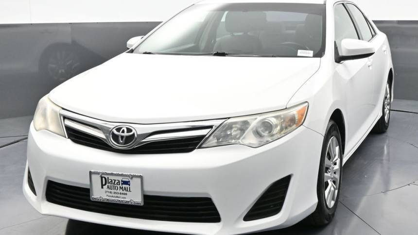 2014 Toyota Camry XLE — Sedan — 105,953 mi — Brooklyn, NY