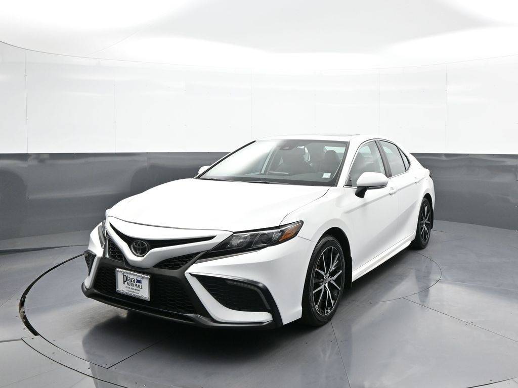 2023 Toyota Camry SE — Sedan — 61,360 mi — Brooklyn, NY