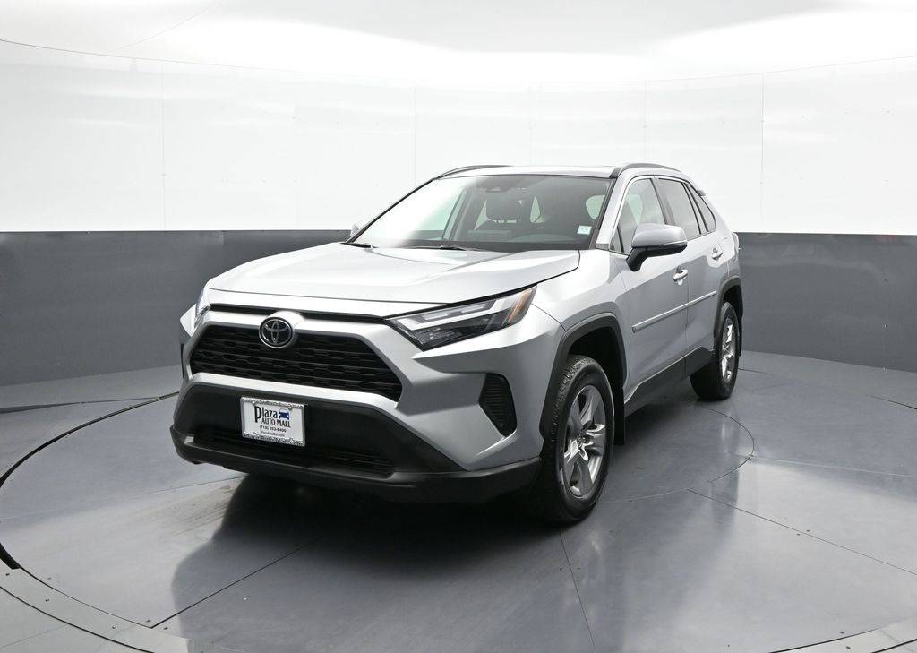 2022 Toyota RAV4 XLE — SUV — 6,217 mi — Brooklyn, NY