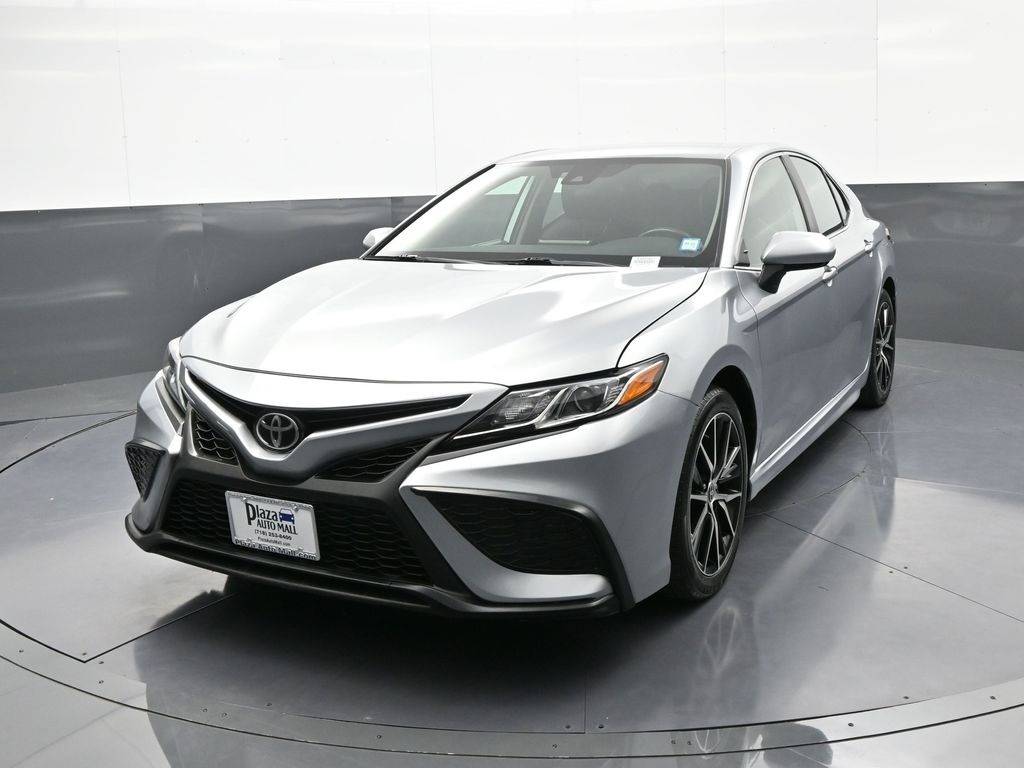 2021 Toyota Camry SE — Sedan — 74,178 mi — Brooklyn, NY