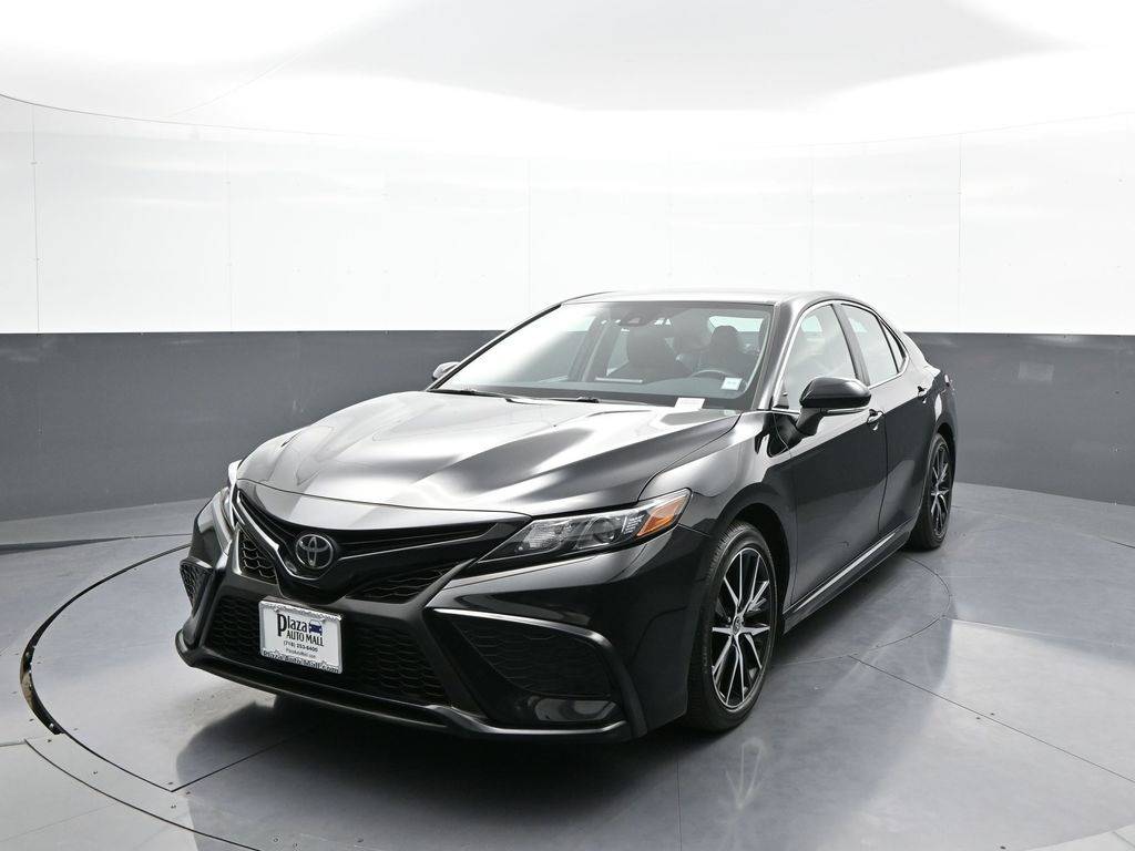 2022 Toyota Camry SE — Sedan — 12,913 mi — Brooklyn, NY