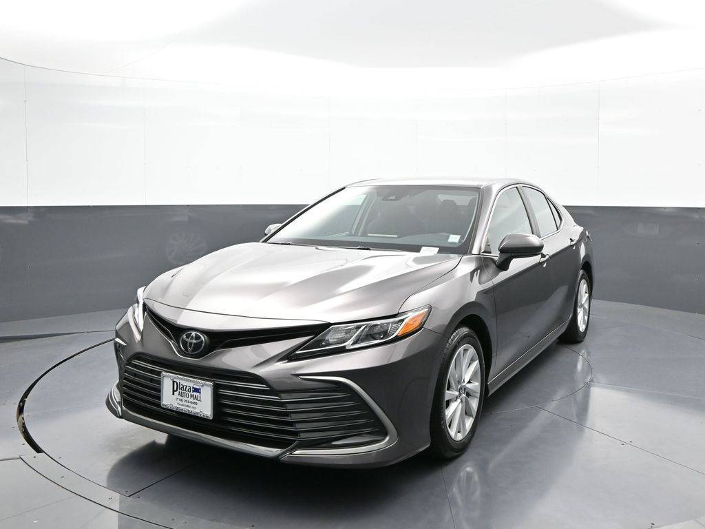 2022 Toyota Camry LE — Sedan — 7,567 mi — Brooklyn, NY