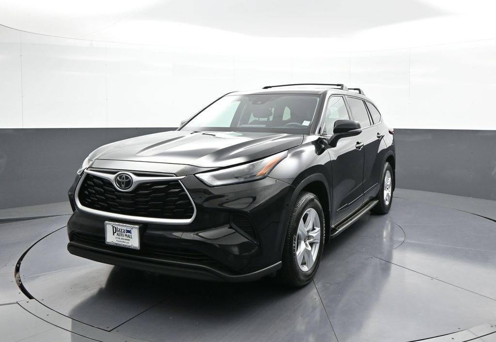 2022 Toyota Highlander L — SUV — 21,608 mi — Brooklyn, NY