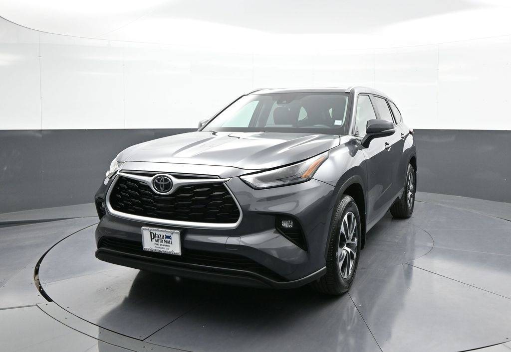 2024 Toyota Highlander XLE — SUV — 9,017 mi — Brooklyn, NY