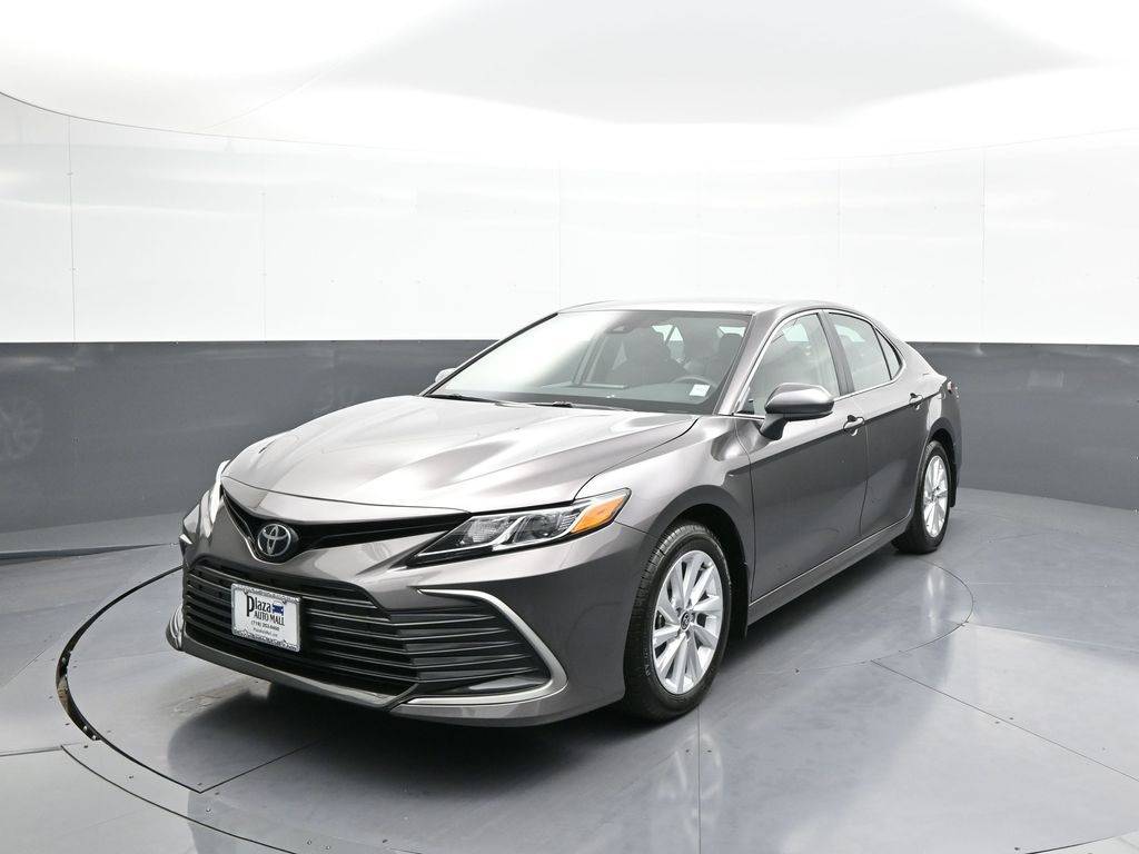 2023 Toyota Camry LE — Sedan — 2,989 mi — Brooklyn, NY