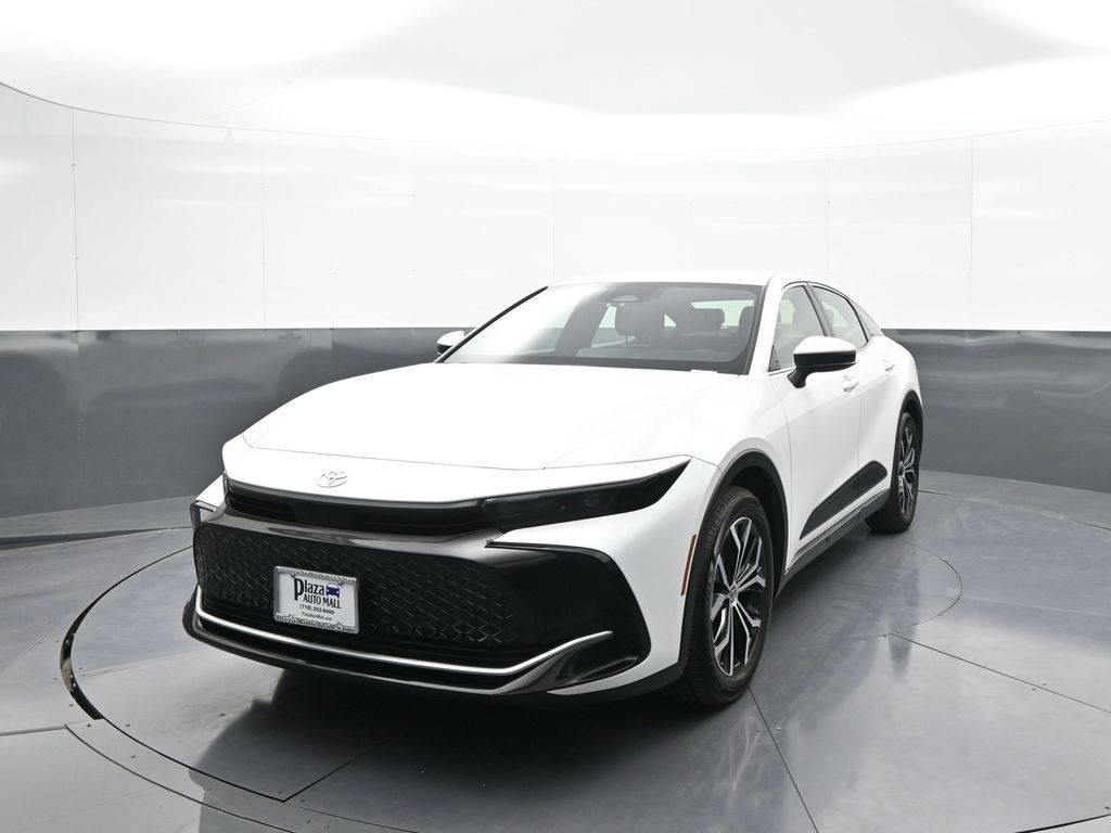 2023 Toyota Crown XLE — Sedan — 6,149 mi — Brooklyn, NY