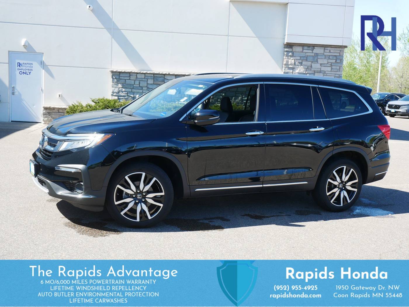 2022 Honda Pilot Touring — SUV — 26,151 mi — Coon Rapids, MN