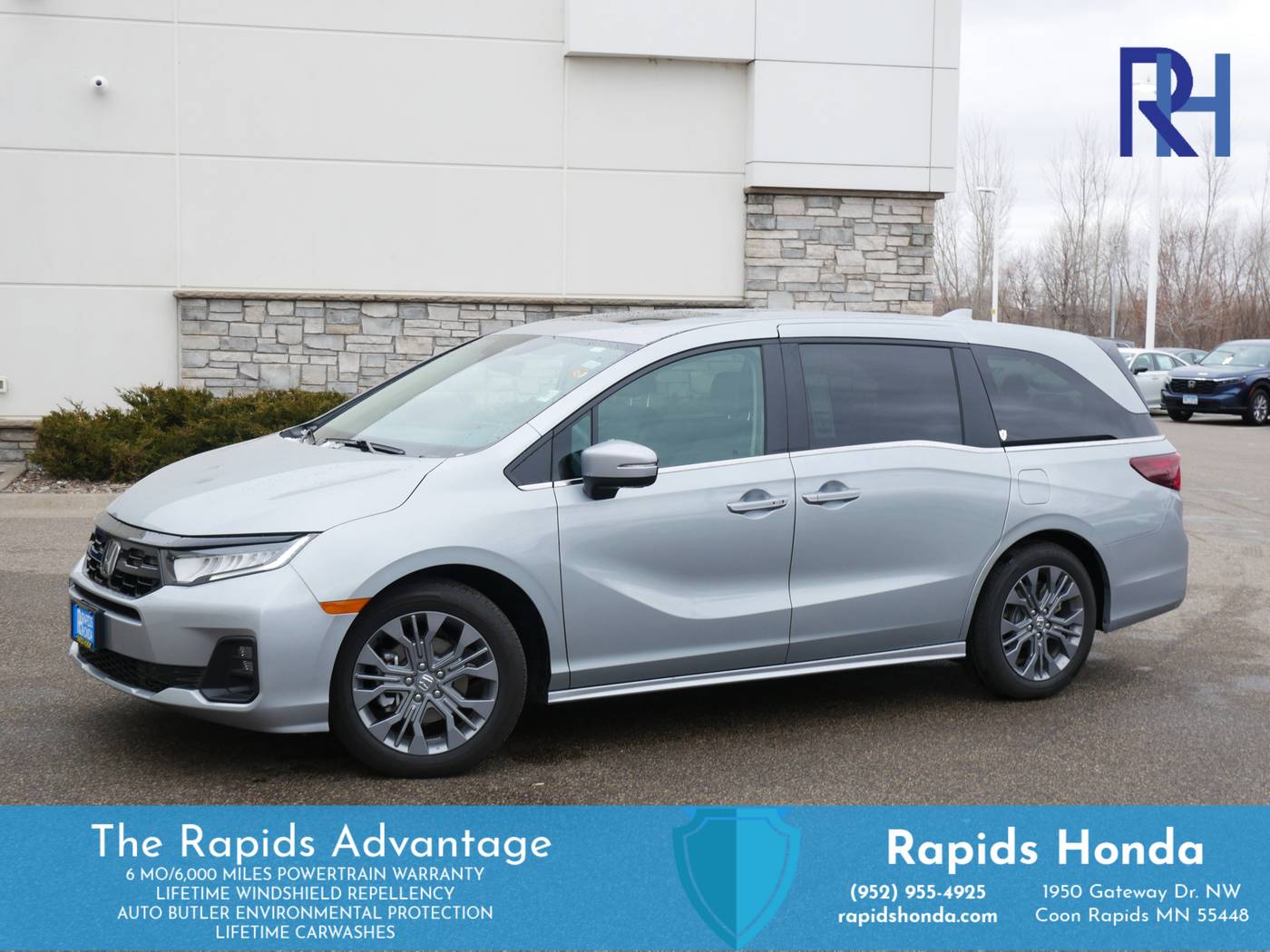 2025 Honda Odyssey Touring — Minivan — 5,139 mi — Coon Rapids, MN
