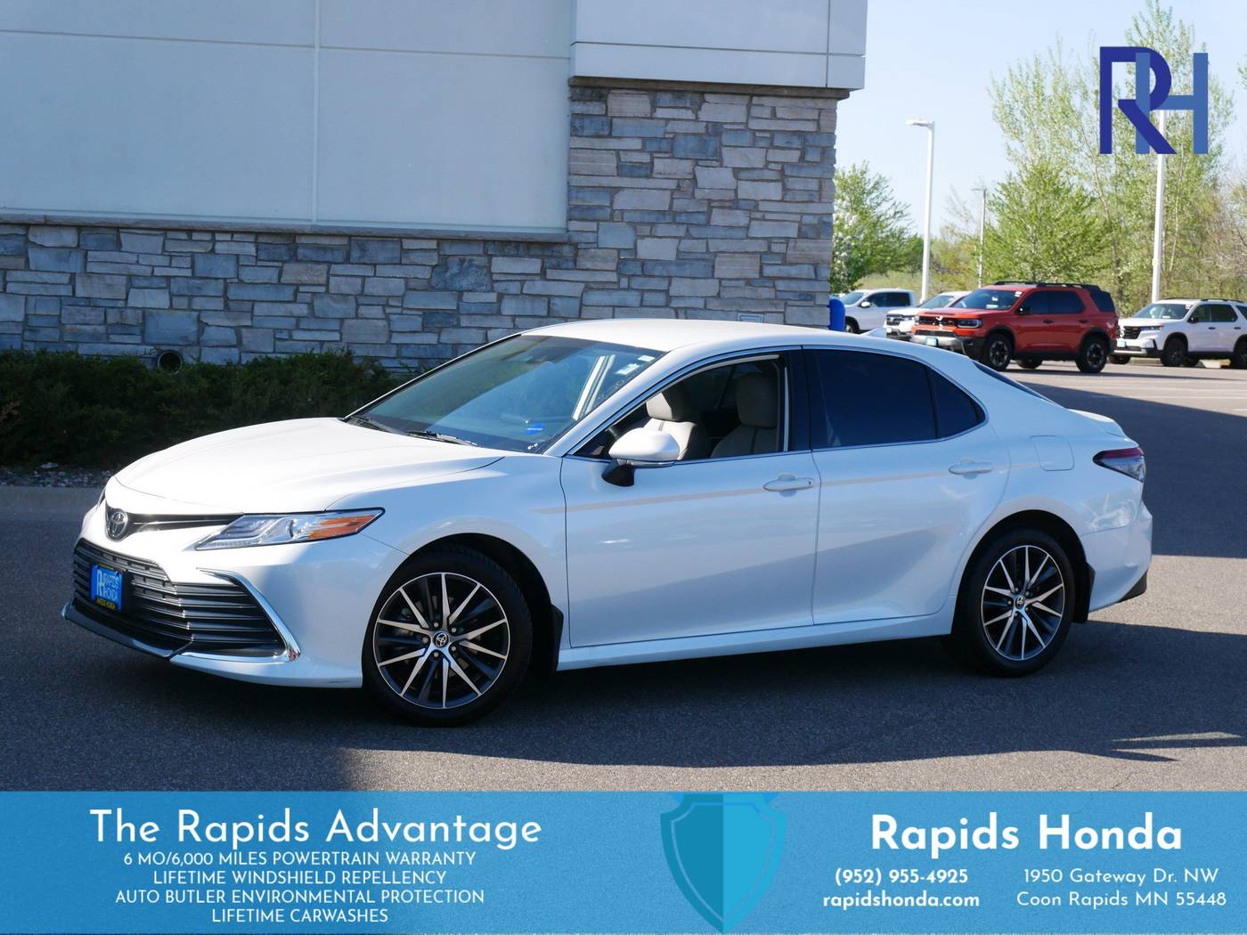 2023 Toyota Camry XLE — Sedan — 34,450 mi — Coon Rapids, MN