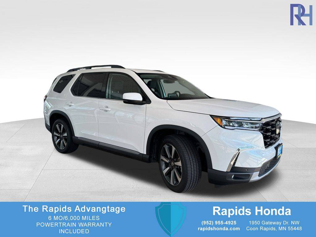 2025 Honda Pilot Touring — SUV — 8,427 mi — Coon Rapids, MN