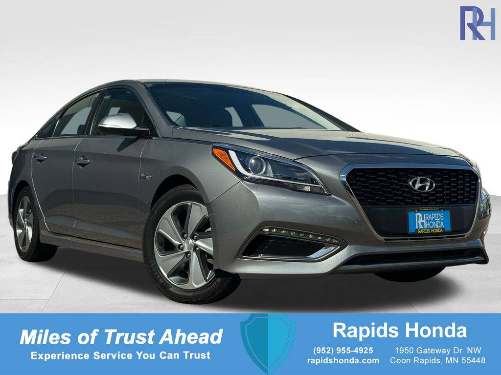 2017 Hyundai Sonata Hybrid Limited — Sedan — 121,024 mi — Coon Rapids, MN