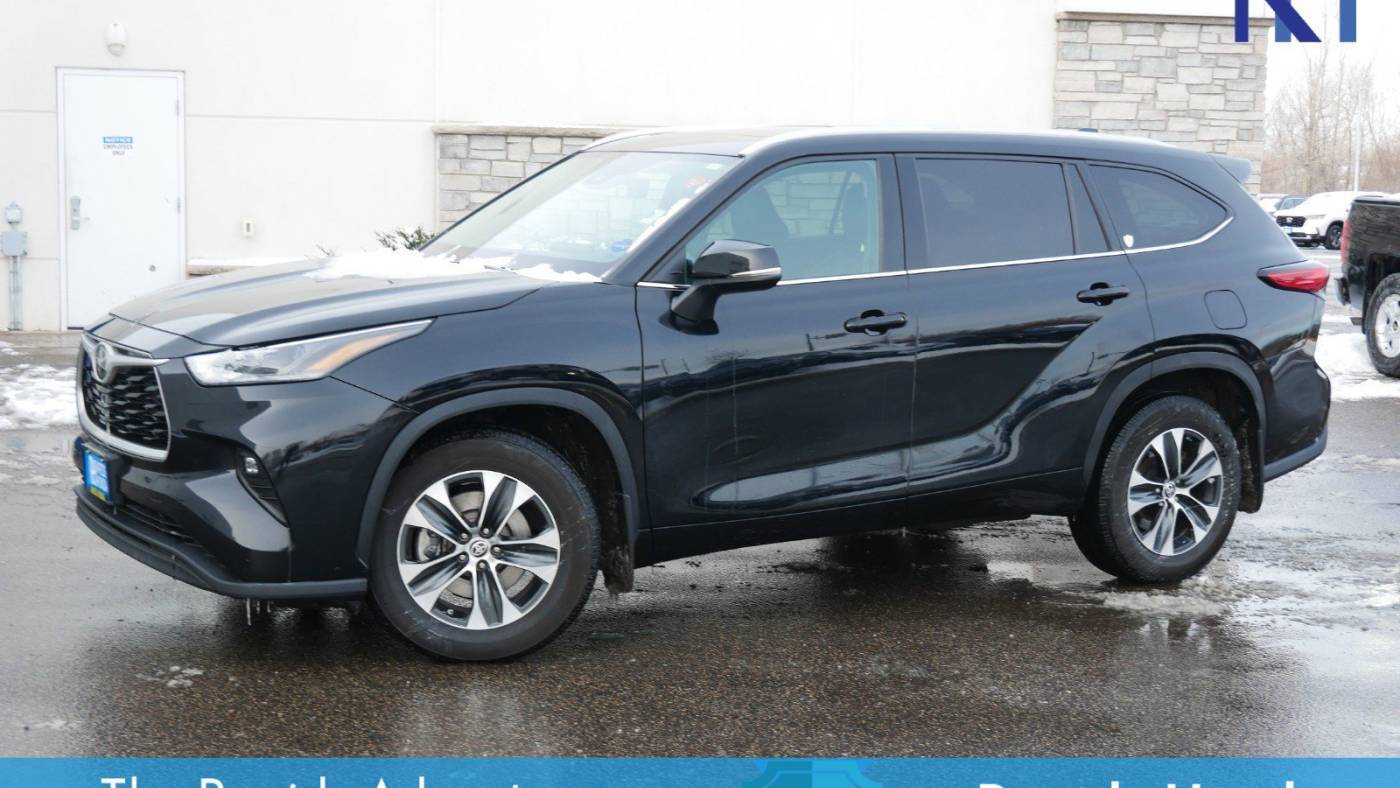 2021 Toyota Highlander XLE — SUV — 109,375 mi — Coon Rapids, MN