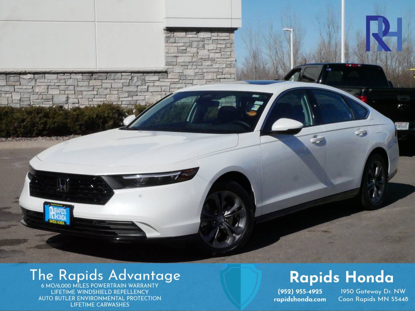 2025 Honda Accord Hybrid EX-L — Sedan — 1,742 mi — Coon Rapids, MN