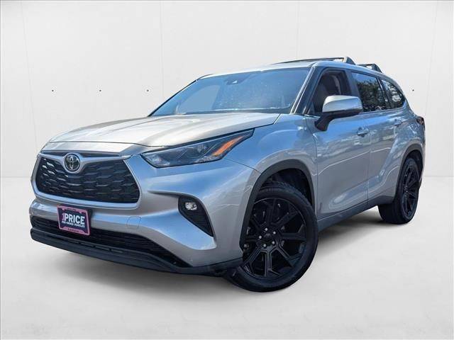 2023 Toyota Highlander LE — SUV — 65,404 mi — Libertyville, IL