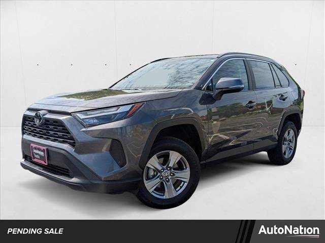 2024 Toyota RAV4 XLE — SUV — 18,978 mi — Libertyville, IL