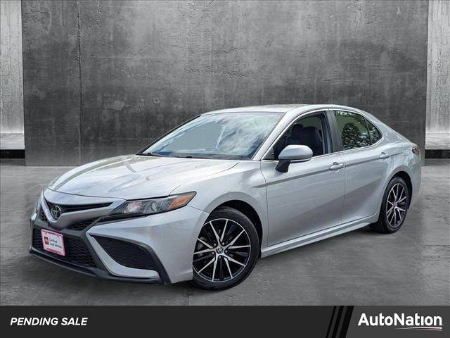 2023 Toyota Camry SE — Sedan — 54,189 mi — Libertyville, IL