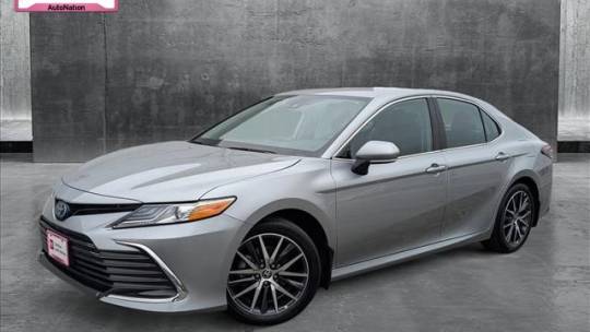 2024 Toyota Camry Hybrid XLE — Sedan — 23,374 mi — Libertyville, IL