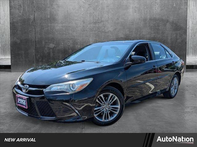 2016 Toyota Camry SE — Sedan — 52,030 mi — Libertyville, IL
