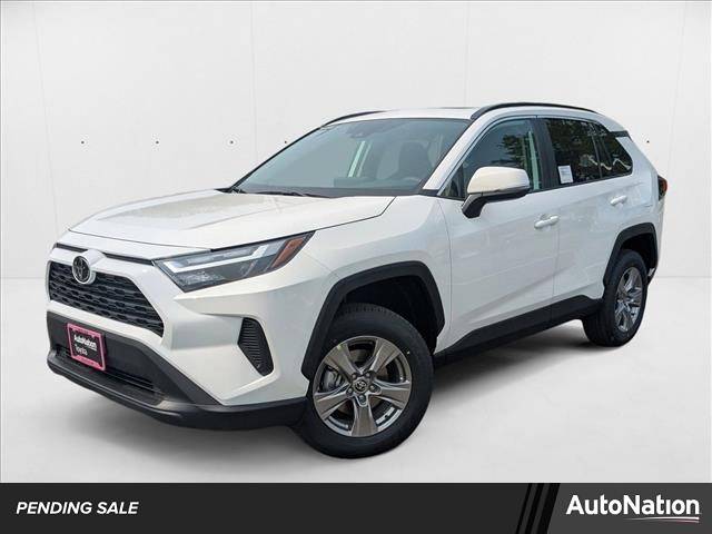 2025 Toyota RAV4 XLE — SUV — 719 mi — Libertyville, IL