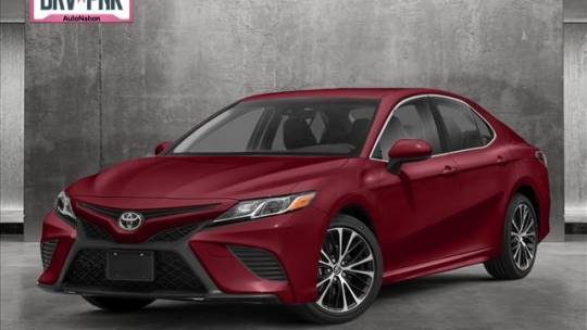 2018 Toyota Camry SE — Sedan — 86,852 mi — Libertyville, IL