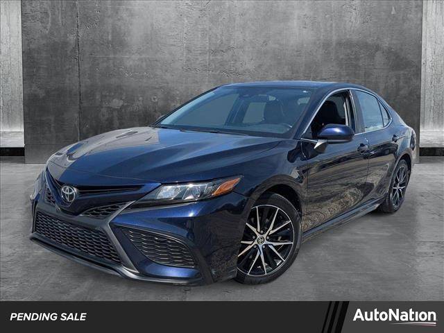 2021 Toyota Camry SE — Sedan — 64,346 mi — Libertyville, IL