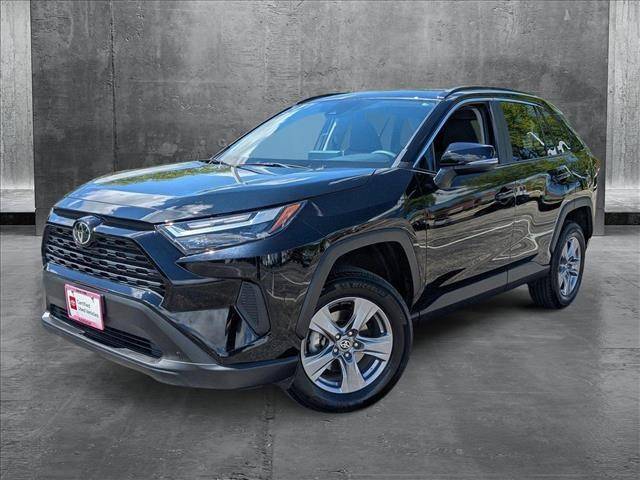 2024 Toyota RAV4 XLE — SUV — 30,158 mi — Libertyville, IL