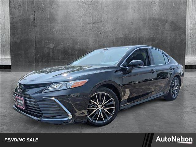2022 Toyota Camry XLE — Sedan — 18,654 mi — Libertyville, IL