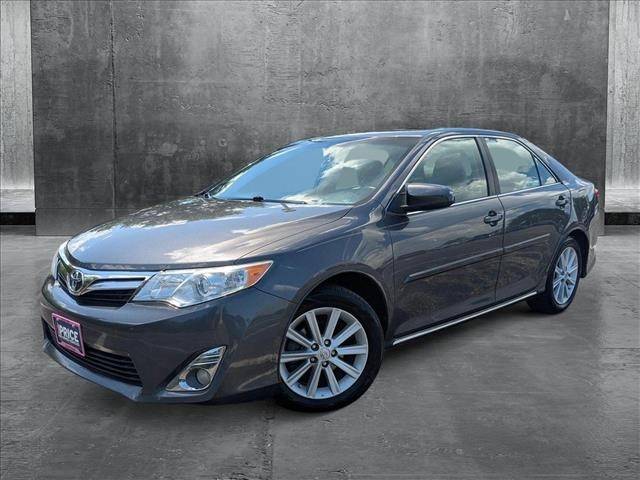 2014 Toyota Camry XLE V6 — Sedan — 161,870 mi — Libertyville, IL