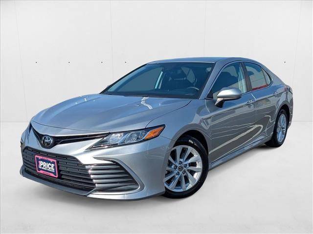 2023 Toyota Camry LE — Sedan — 58,800 mi — Libertyville, IL