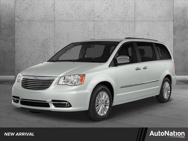 2015 Chrysler Town & Country Limited — Minivan — 103,948 mi — Libertyville, IL