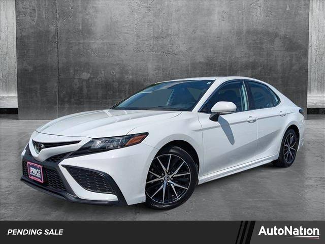2023 Toyota Camry SE — Sedan — 56,050 mi — Libertyville, IL
