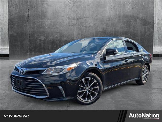 2016 Toyota Avalon XLE — Sedan — 223,585 mi — Libertyville, IL