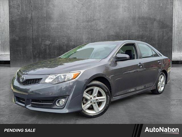 2014 Toyota Camry SE — Sedan — 55,123 mi — Libertyville, IL