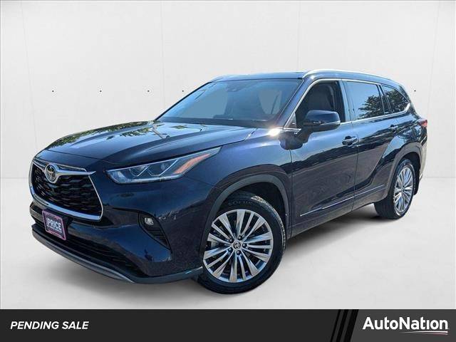 2022 Toyota Highlander Platinum — SUV — 56,068 mi — Libertyville, IL
