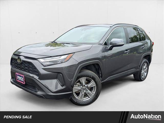2024 Toyota RAV4 XLE — SUV — 40,056 mi — Libertyville, IL