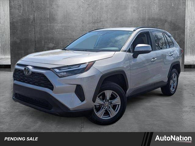 2024 Toyota RAV4 XLE — SUV — 17,972 mi — Libertyville, IL