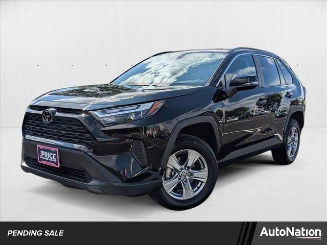 2025 Toyota RAV4 XLE — SUV — 21,618 mi — Libertyville, IL