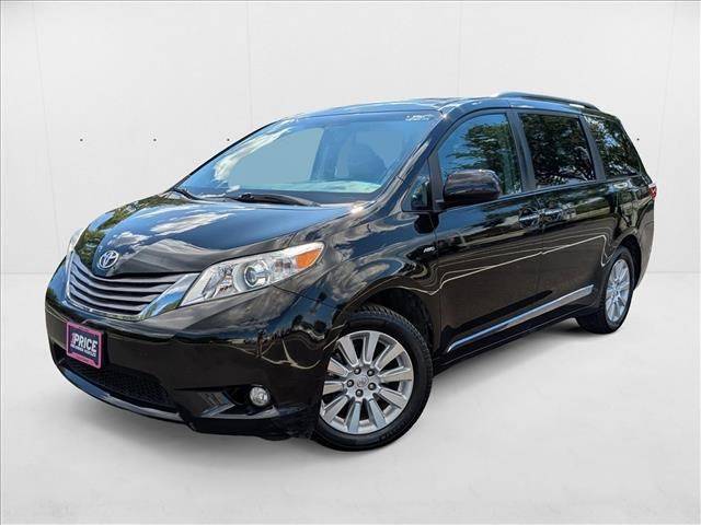 2017 Toyota Sienna XLE — Minivan — 96,432 mi — Libertyville, IL