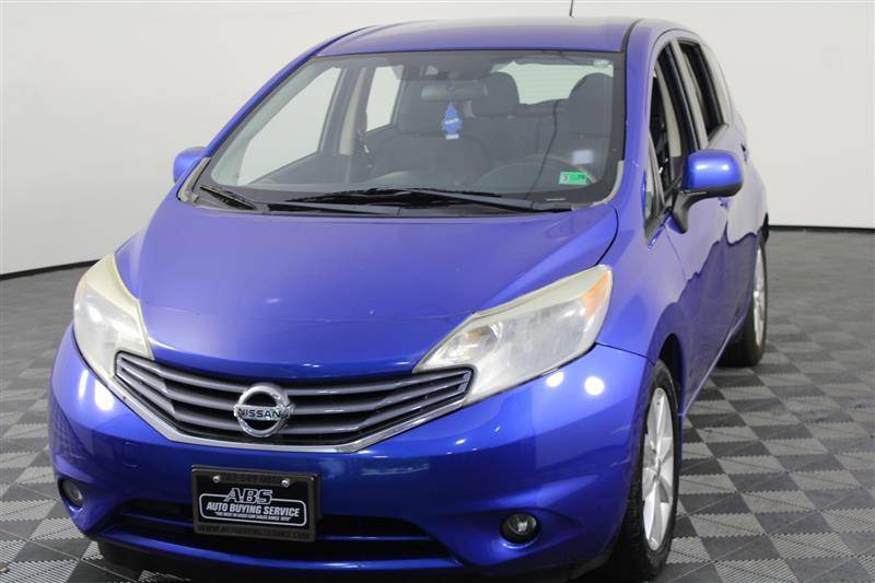2014 Nissan Versa 1.6 SV — Hatchback — 96,899 mi — Fairfax, VA