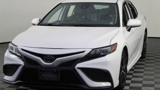 2021 Toyota Camry SE — Sedan — 110,047 mi — Fairfax, VA