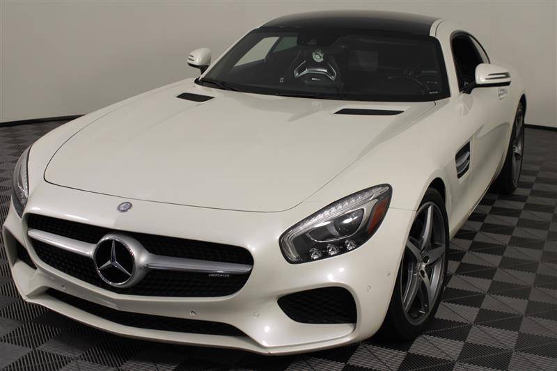 2017 Mercedes-Benz AMG GT Standard