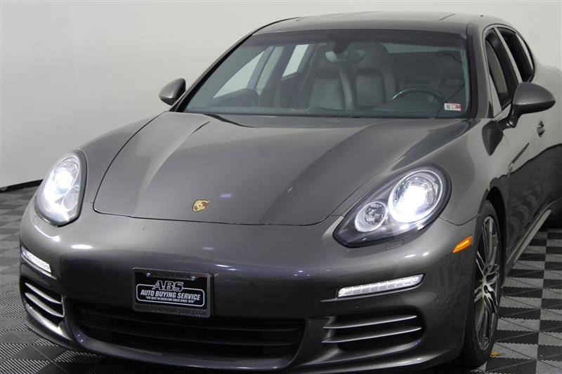 2015 Porsche Panamera 4 — Sedan — 76,912 mi — Fairfax, VA