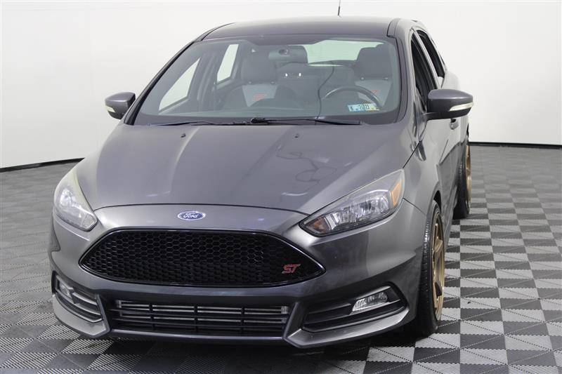 2017 Ford Focus ST — Hatchback — 84,530 mi — Fairfax, VA