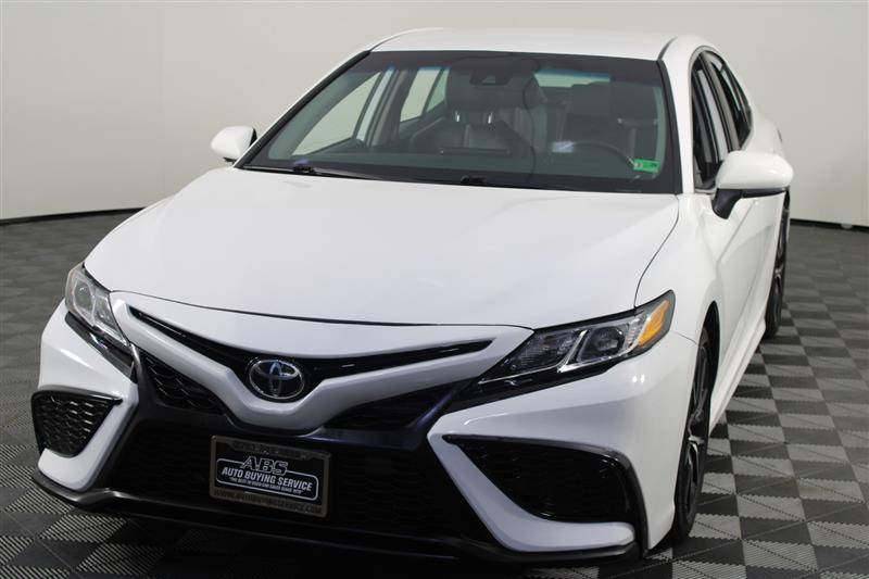 2021 Toyota Camry SE — Sedan — 61,202 mi — Fairfax, VA