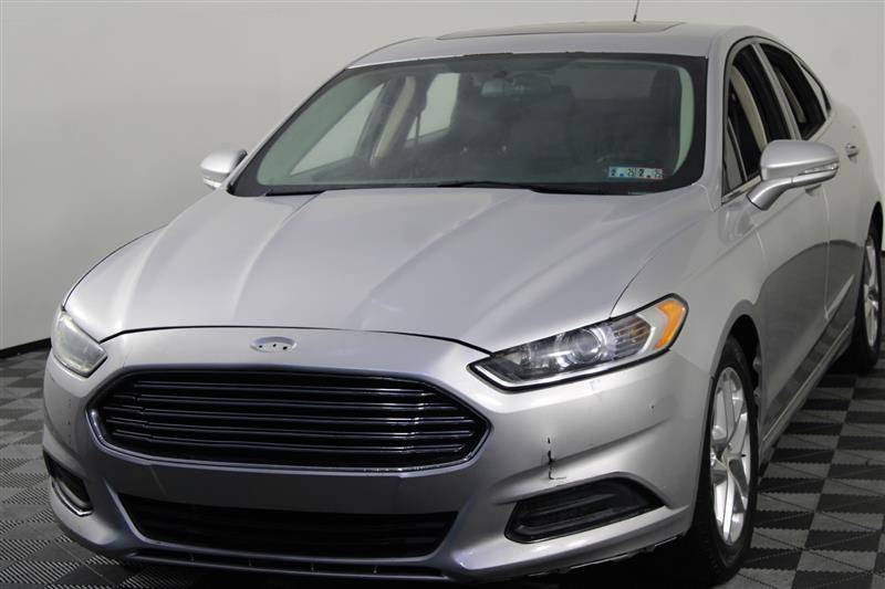 2013 Ford Fusion SE — Sedan — 114,000 mi — Fairfax, VA