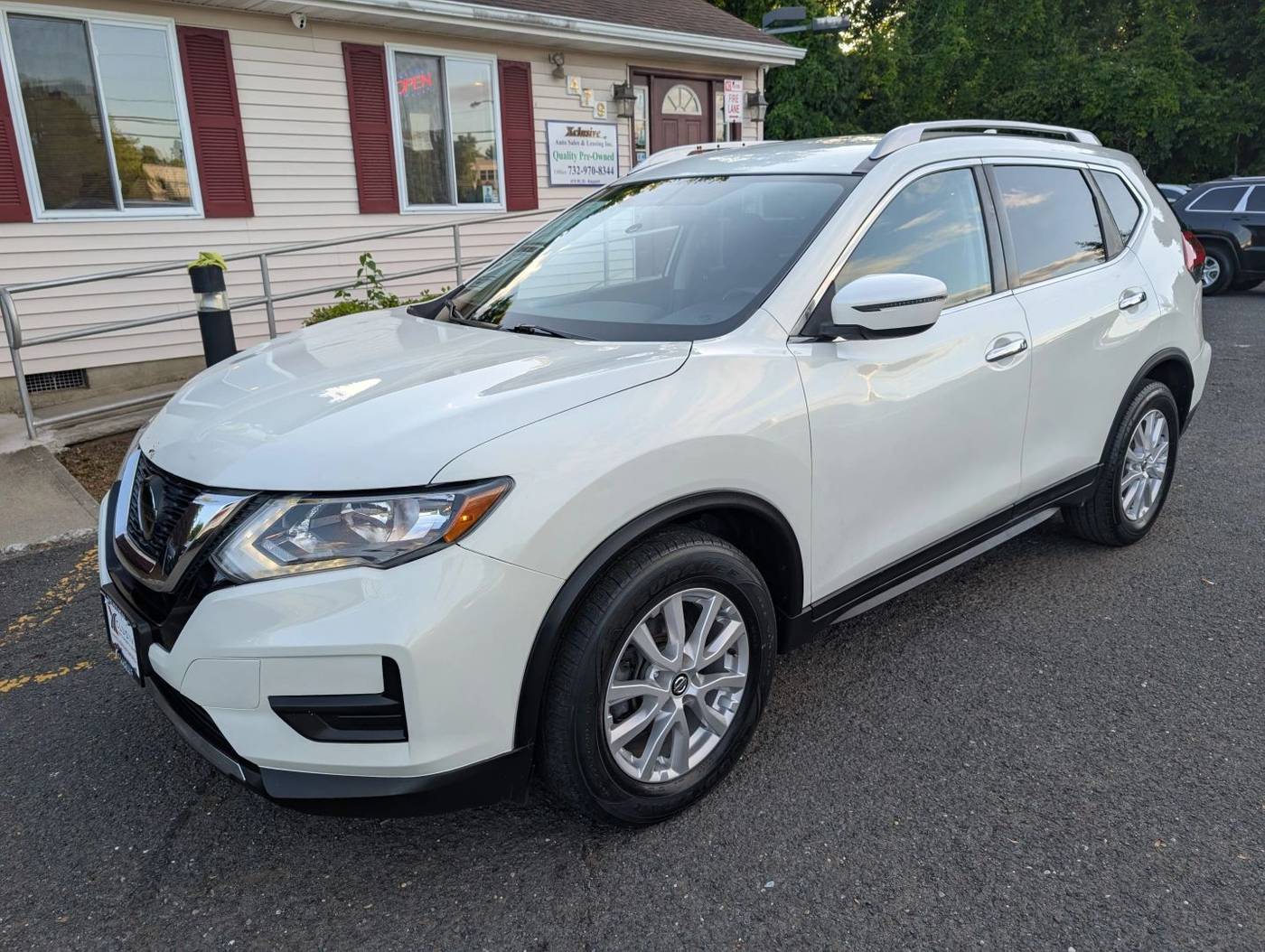2018 Nissan Rogue SV — SUV — 111,052 mi — Keyport, NJ