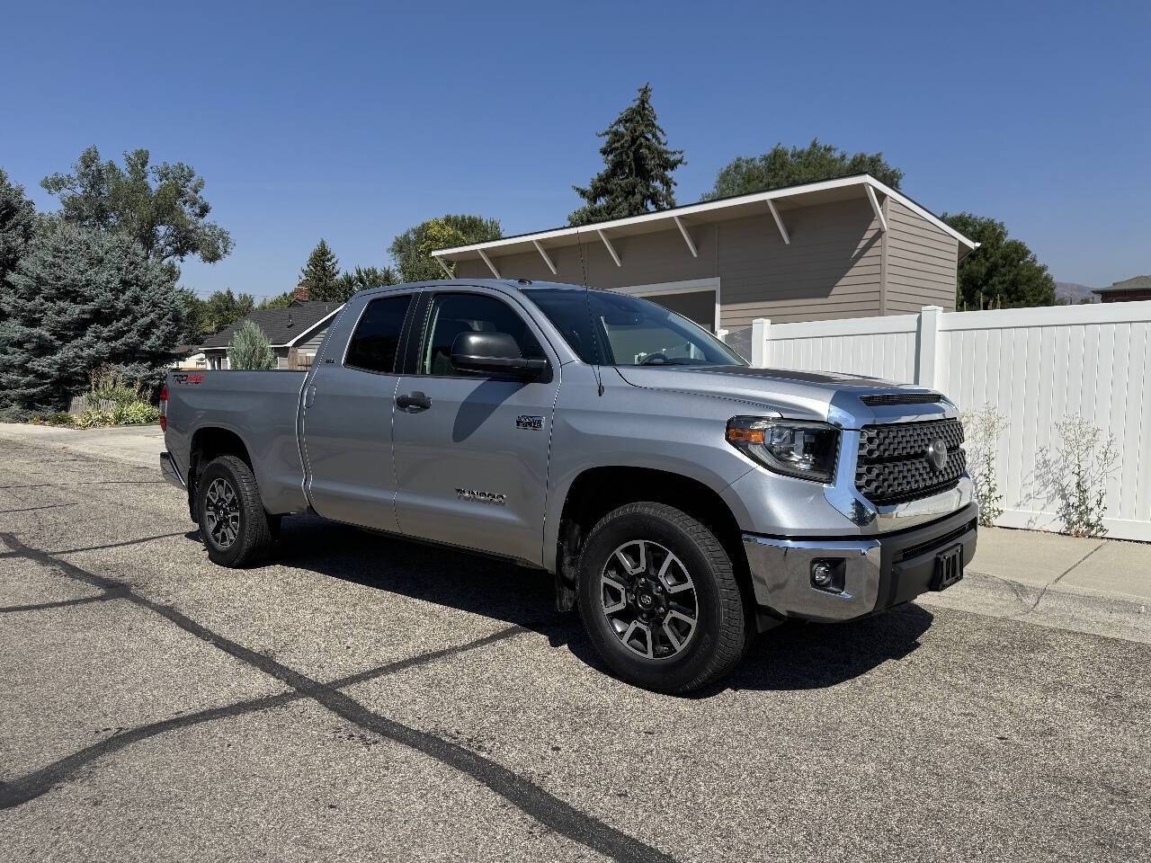 2018 Toyota Tundra SR5
